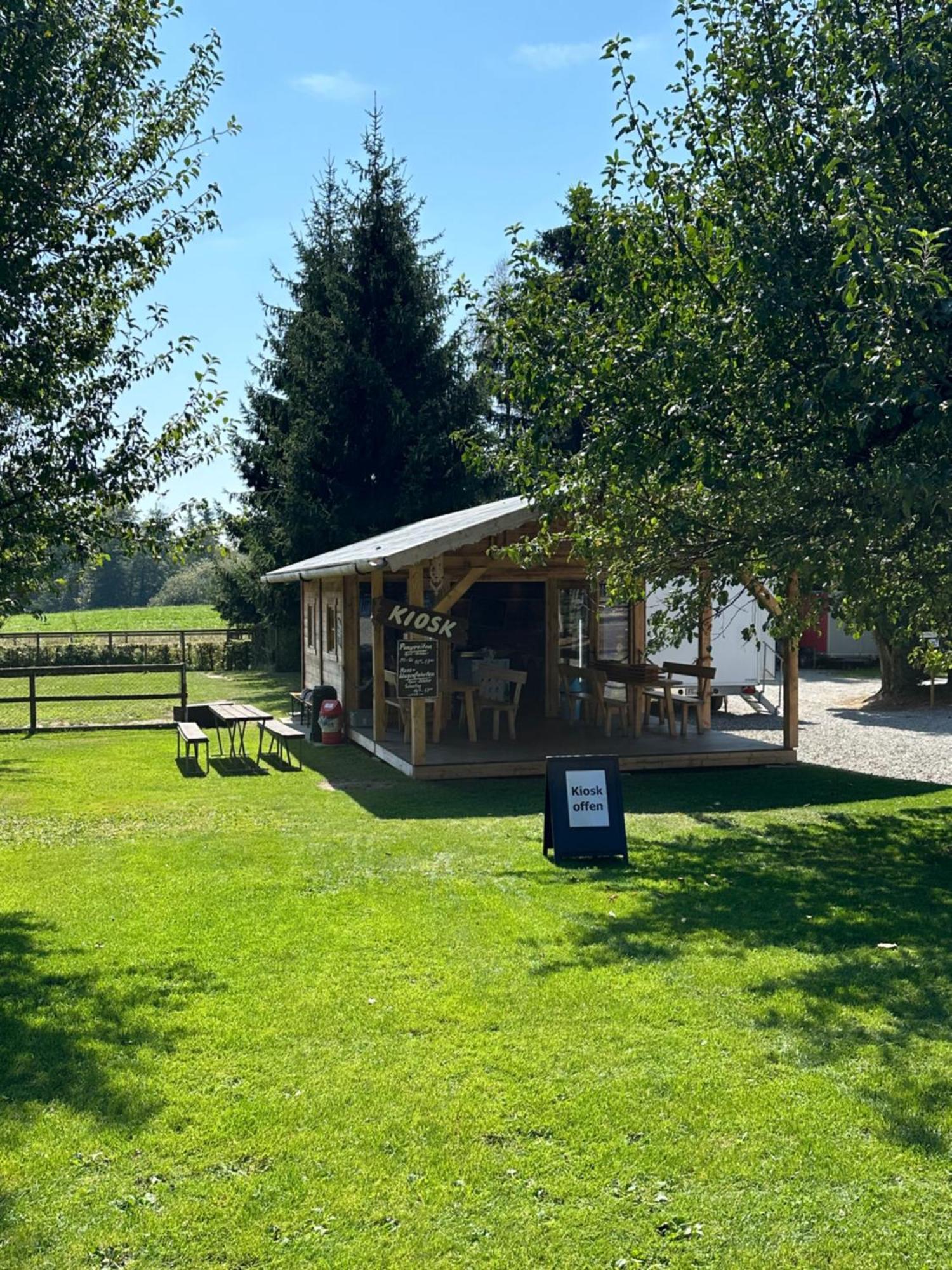 Hotel Wirtshaus Ruetihof Gränichen Esterno foto